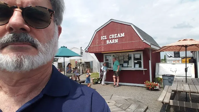 Ice Cream Barn Picture 5