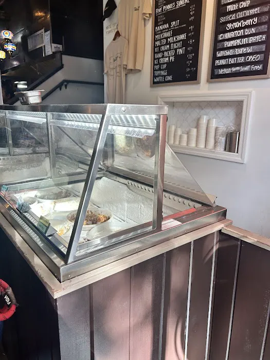 Five Pennies Creamery Picture 4