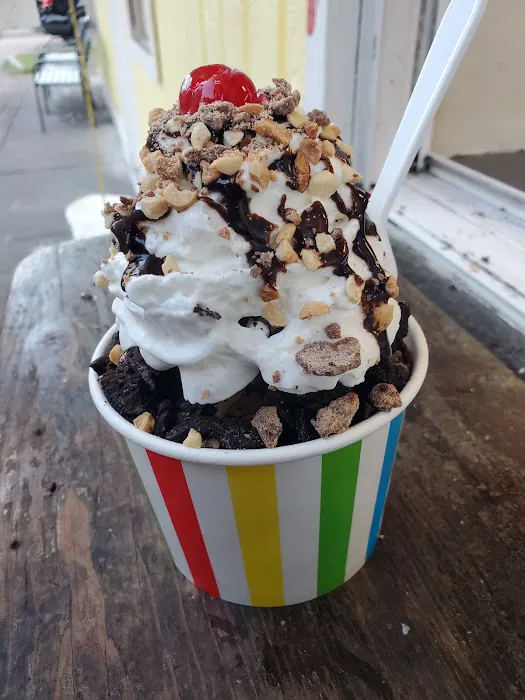 Ron's Ice Cream Picture 2