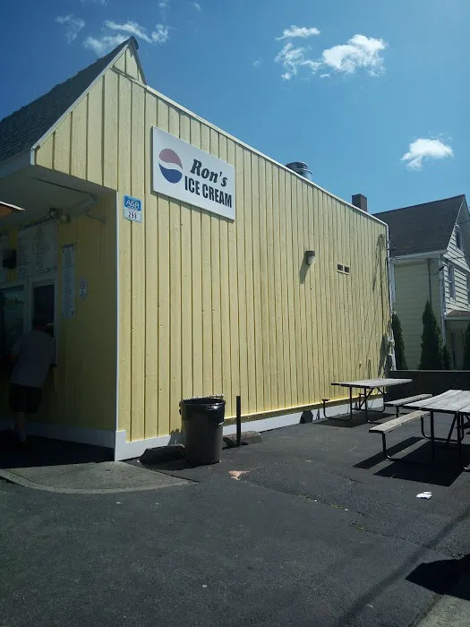 Ron's Ice Cream Picture 5