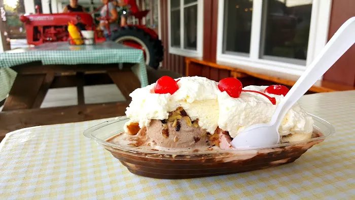 Zoe's Ice Cream Barn Picture 8