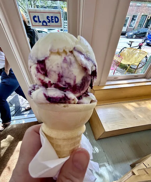Fortunes Ice Cream Picture 9