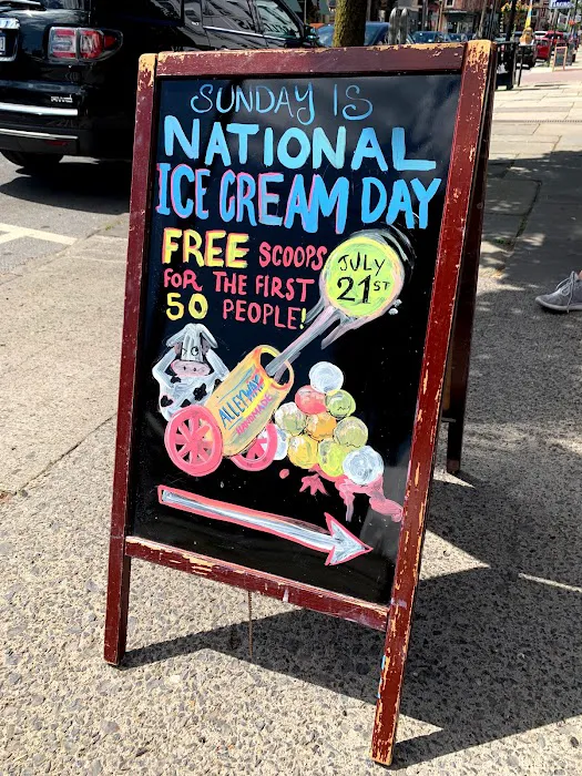 Alleyway Ice Cream Picture 9
