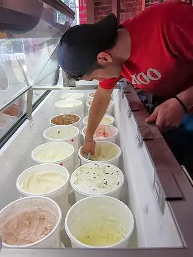 Moo Moo's Creamery - The World’s Best Ice Cream Shop Picture 3