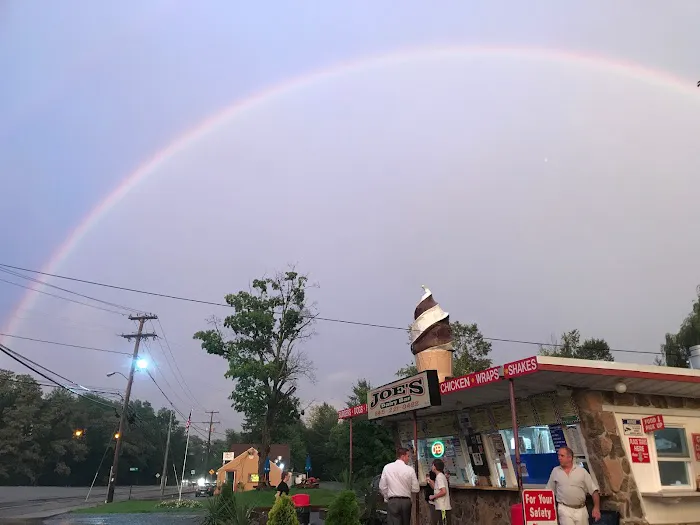 Joe's Dairy Bar & Grill Picture 9