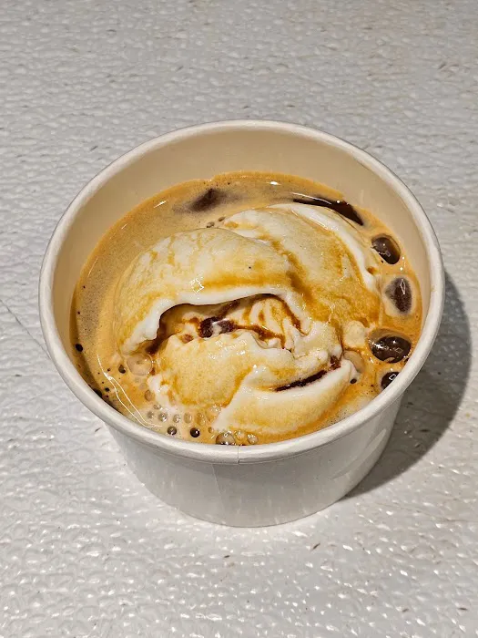 Hudson's Ice Cream Café Picture 6