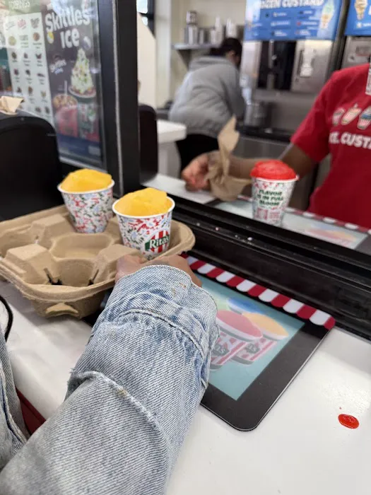 Rita's Italian Ice & Frozen Custard Picture 1