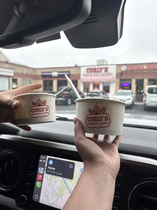 Curly’s Carnival Eats and Creamery Picture 9