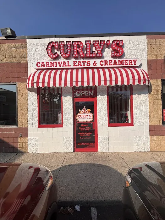 Curly’s Carnival Eats and Creamery Picture 7