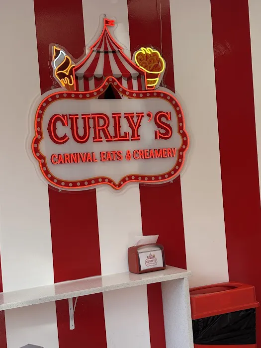 Curly’s Carnival Eats and Creamery Picture 3