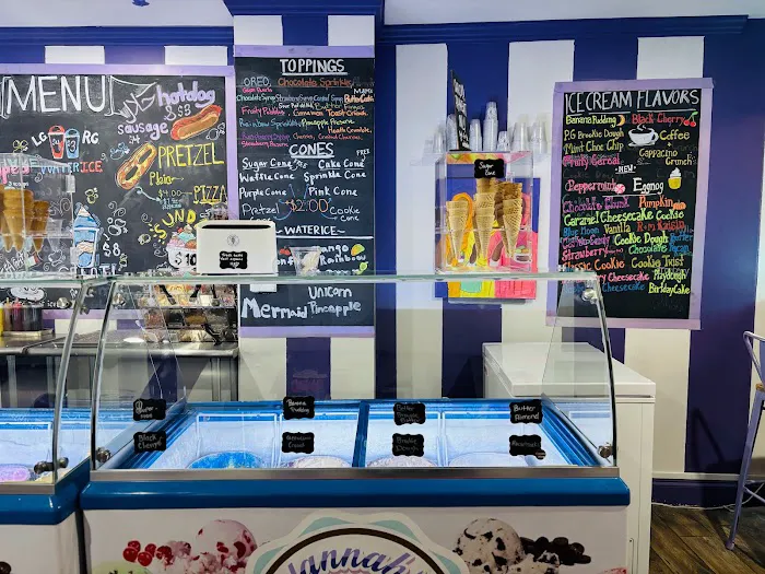Jannah’s Ice Cream Parlor Picture 4