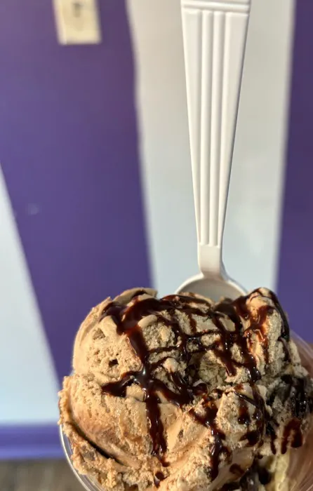 Jannah’s Ice Cream Parlor Picture 3