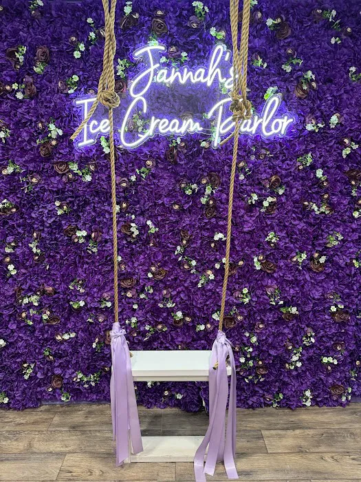 Jannah’s Ice Cream Parlor Picture 10