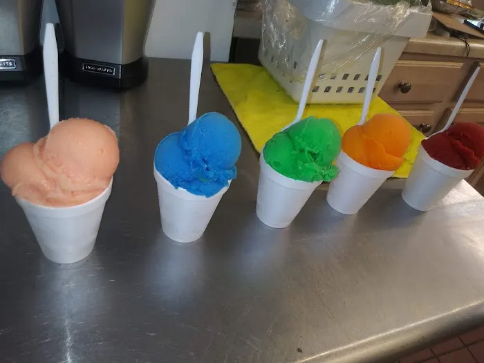 Gina’s water ice Picture 4