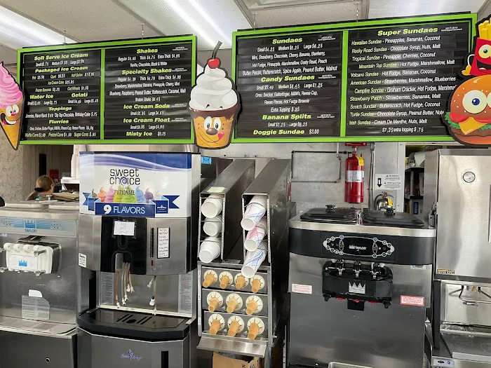 Don & Bert's Custard Stand Picture 7