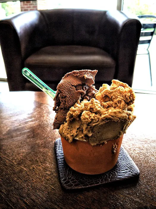 Gio’s Gelato & Espresso Bar Picture 9