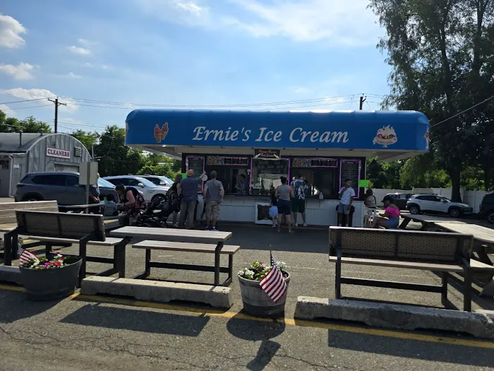 Ernie's Ice Cream Picture 8