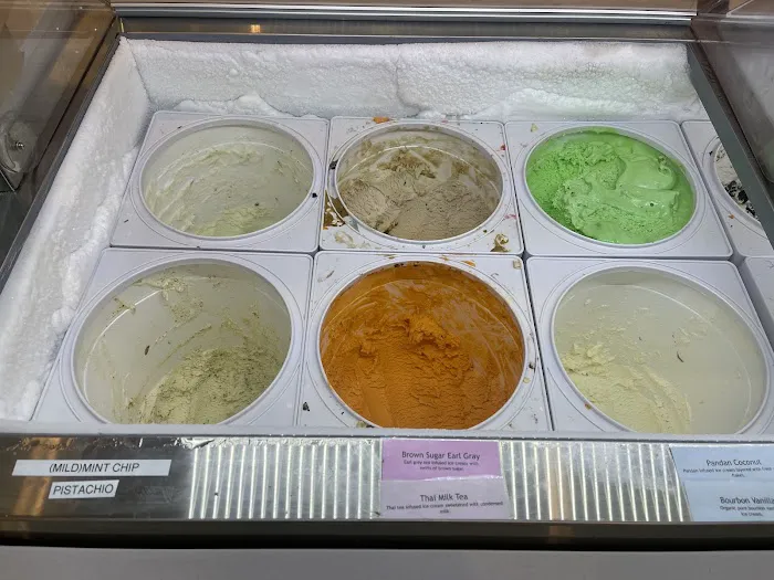 Sweet Parlor Small Batch Ice Cream Picture 6