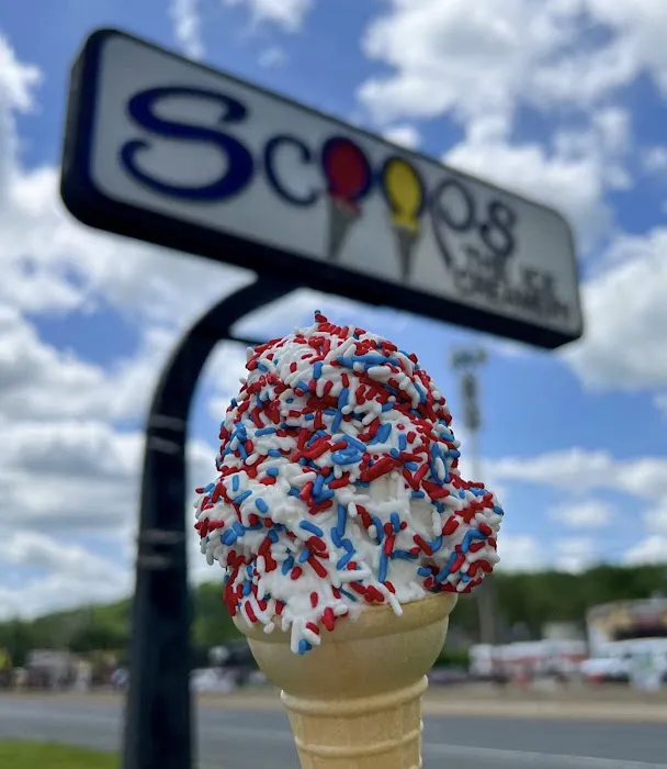 Scoops Ice Creamery Picture 10