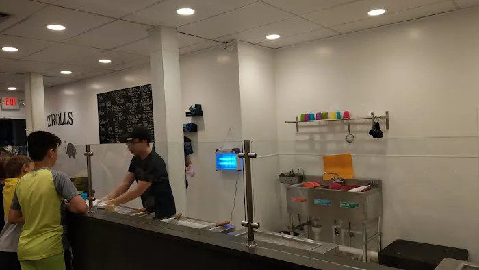 ZRolls Ice Cream - Summit Picture 1