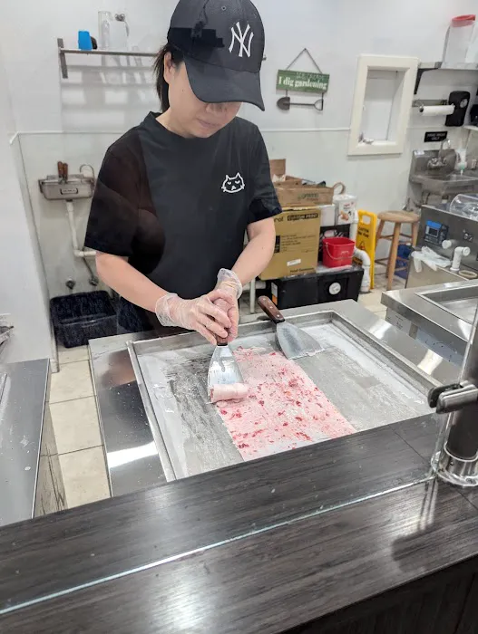 ZRolls Ice Cream - Summit Picture 4