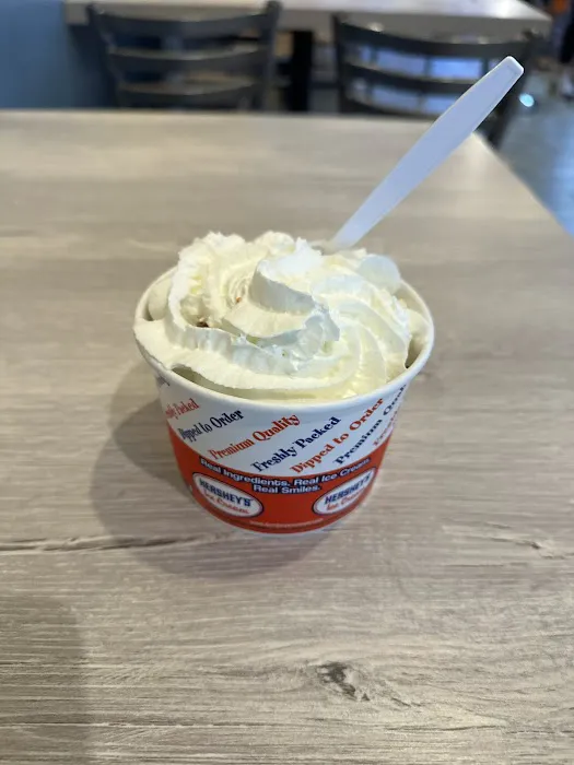 McCools Ice Cream & Frozen Yogurt Picture 4