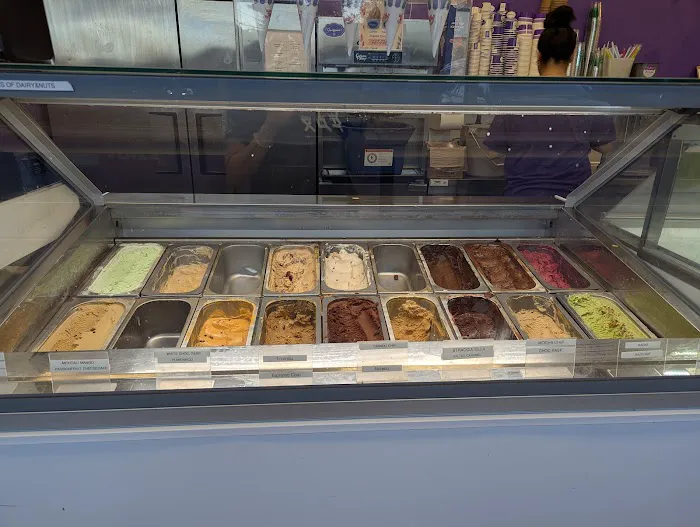 Guerriero Gelato & Cakes Picture 10