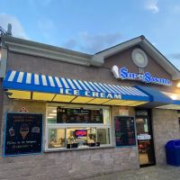 Sip 'N Swirl Homemade Ice Cream ico