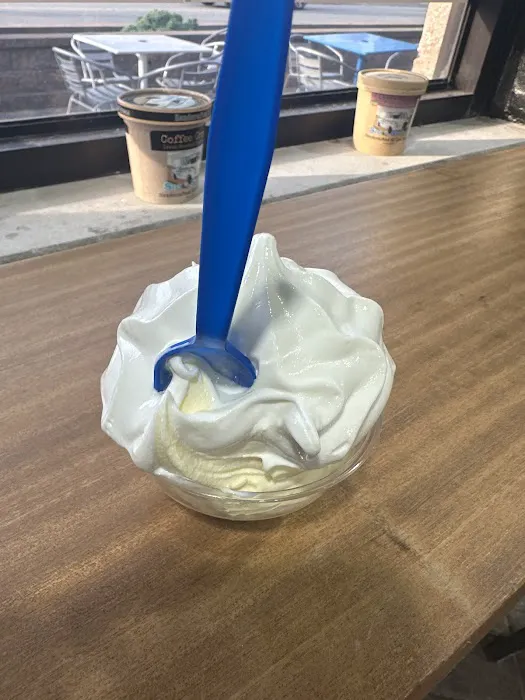 Sip 'N Swirl Homemade Ice Cream Picture 3