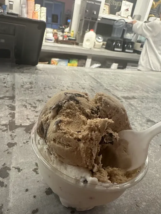The Ice Cream Shoppe Picture 2