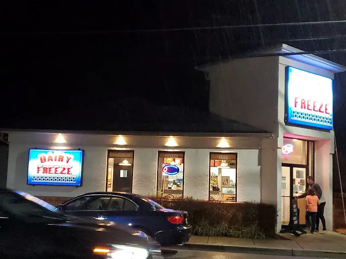 Dairy Freez Picture 9