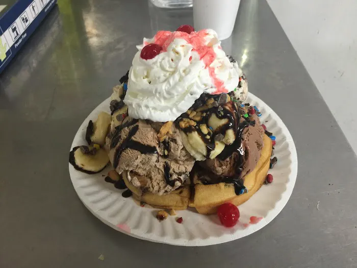 Mommom's Ice Cream Picture 6