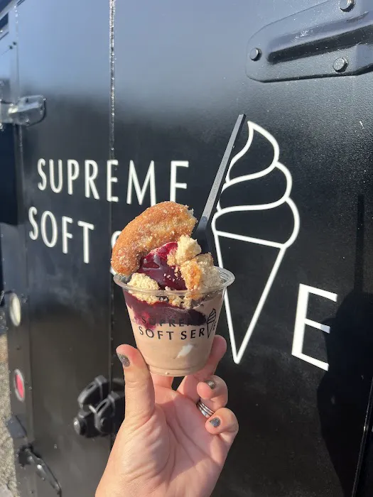 Supreme Soft Serve @ Cooper’s Daughter Picture 4