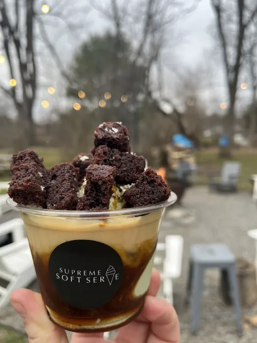 Supreme Soft Serve @ Cooper’s Daughter Picture 5