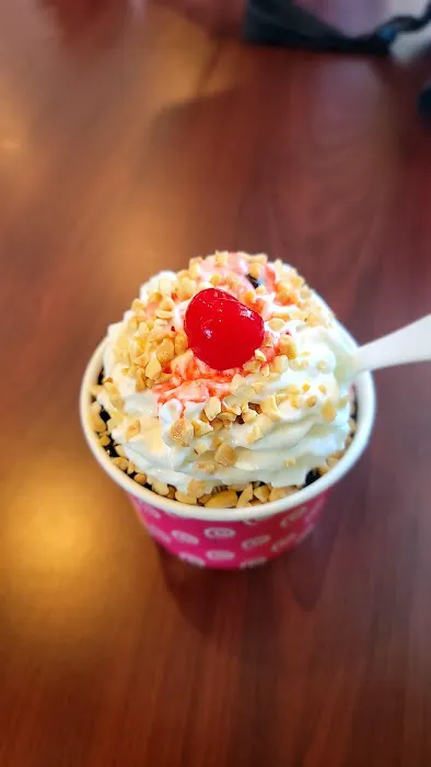 Happy Clown Ice Cream and Bake Shop, LLC Picture 4