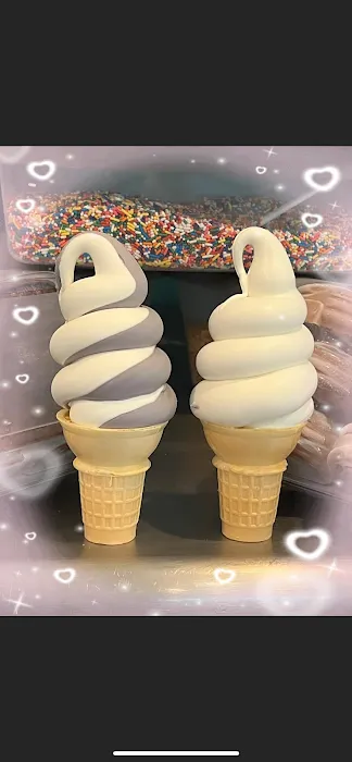 Happy Clown Ice Cream and Bake Shop, LLC Picture 1