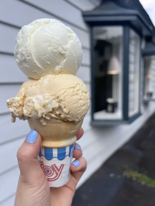 Polly's Ice Cream & Espresso Picture 6