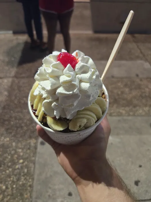 Coco's Cookies and Creamery Picture 2