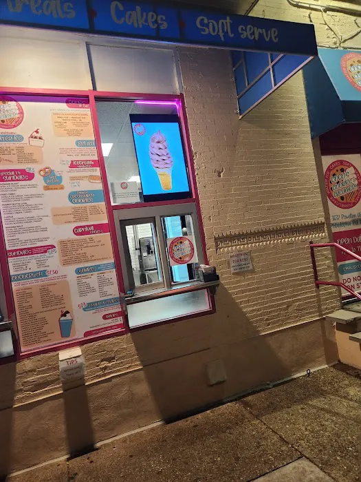 Coco's Cookies and Creamery Picture 3