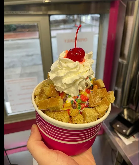 Coco's Cookies and Creamery Picture 5