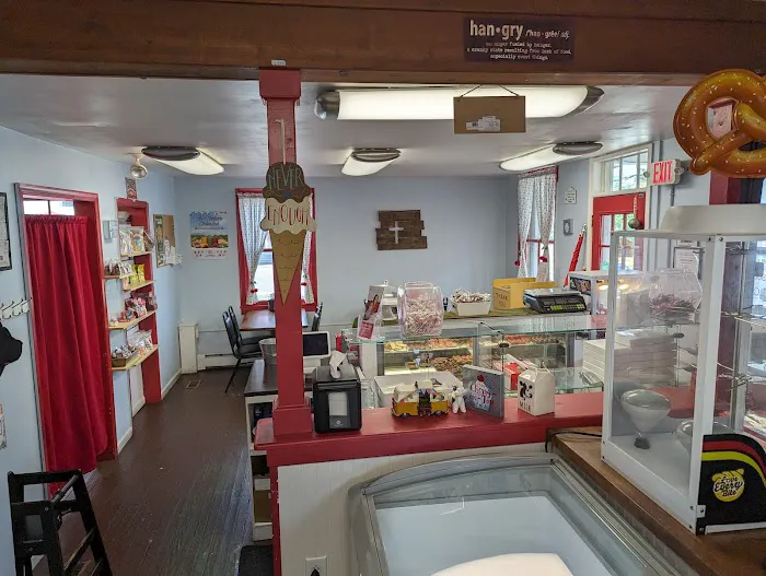 Cherry On Top Ice Cream Shoppe Picture 6