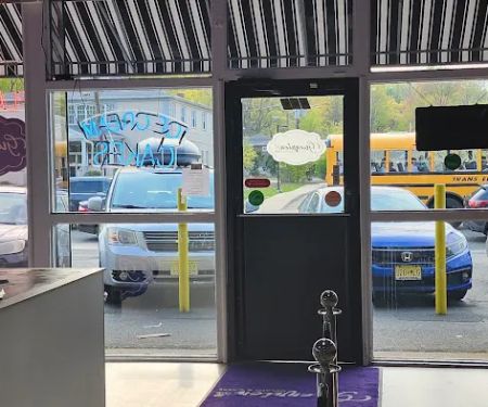 Guerriero Gelato & Cakes