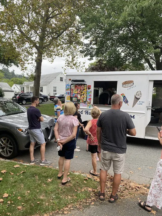 Mike's Ice Cream Trucks Picture 4