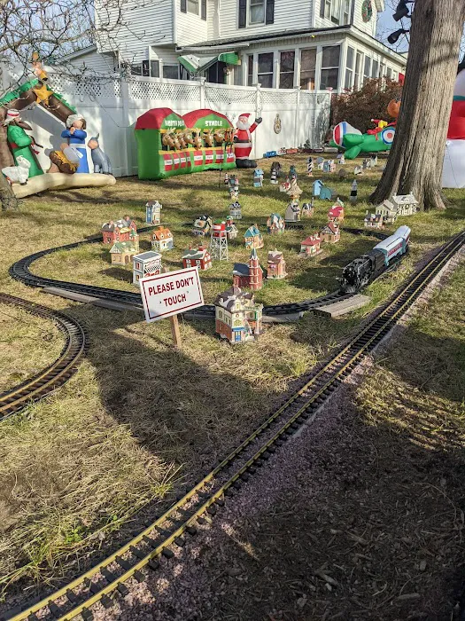 Waldwick Whistle Shop Picture 1