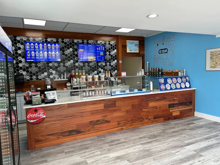 Frozen Treats Creamery Picture 3