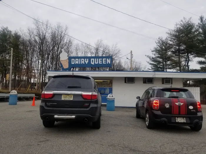 Dairy Queen Store Picture 10
