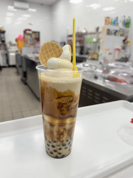 Yestoday Dessert Bar Picture 6