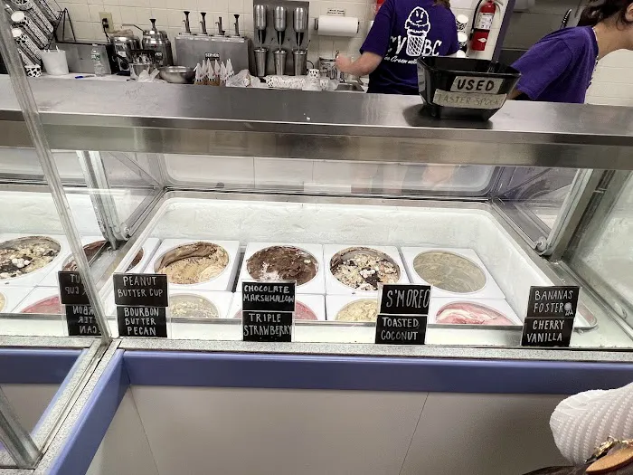 Cranford Vanilla Bean Creamery Picture 1