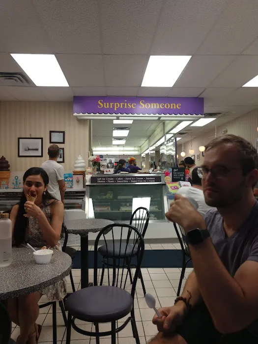 Cranford Vanilla Bean Creamery Picture 9