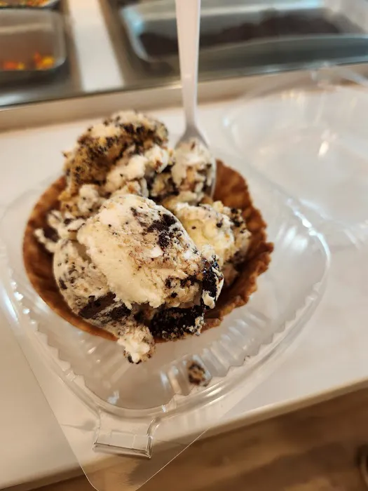 Cranford Vanilla Bean Creamery Picture 2